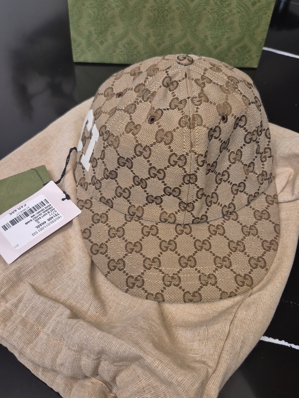 Gucci Beige and Brown GG Supreme Baseball Cap
